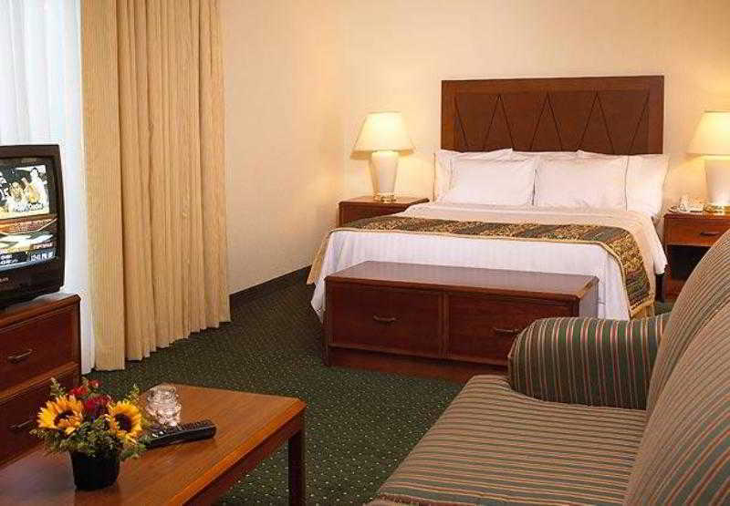 Sonesta Es Suites Cincinnati - Sharonville West Стая снимка